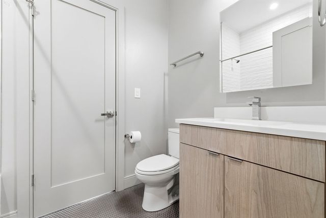 85 Myrtle St 106, Quincy, MA 02171