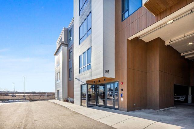 85 Myrtle St 106, Quincy, MA 02171