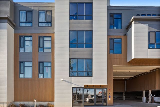 85 Myrtle St 106, Quincy, MA 02171