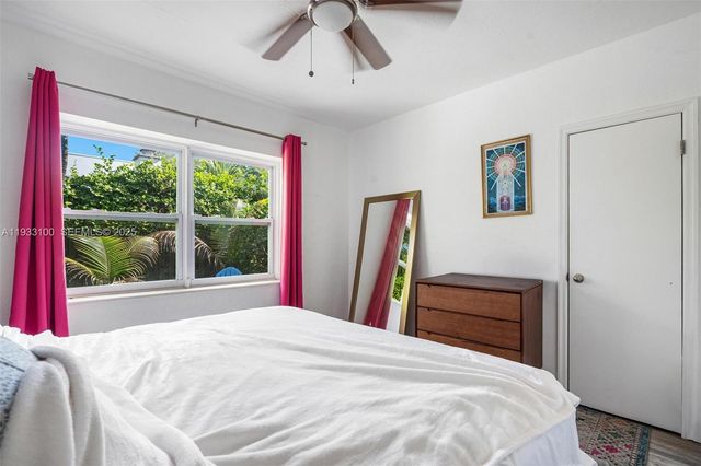 859 NE 90th St, Miami, FL 33138