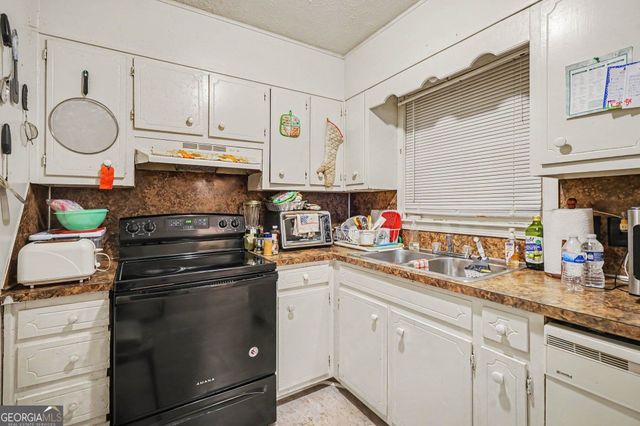 1435 Forest Villa Drive NW, Conyers, GA 30012