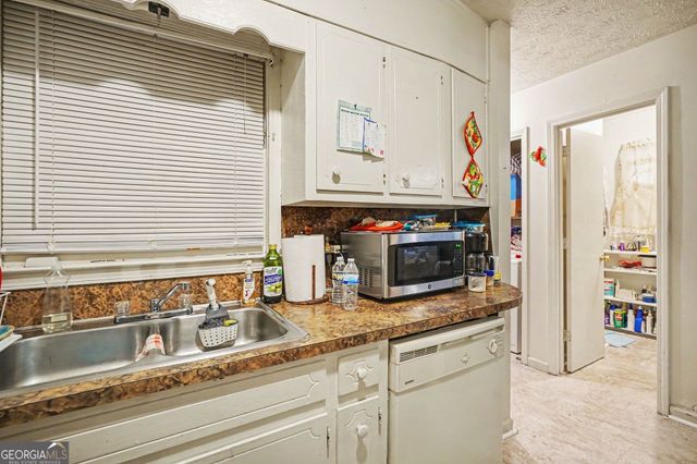 1435 Forest Villa Drive NW, Conyers, GA 30012