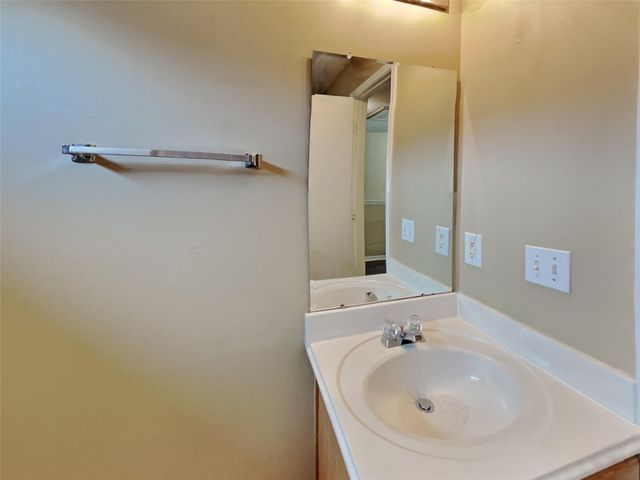 5215 Lavender Lane, Baytown, TX 77521