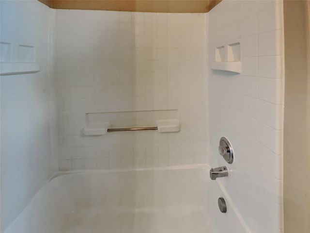 5215 Lavender Lane, Baytown, TX 77521