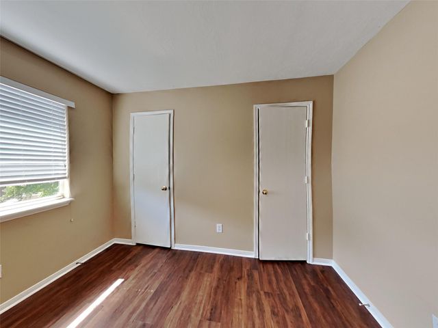 5215 Lavender Lane, Baytown, TX 77521