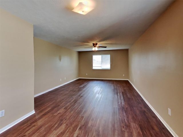 5215 Lavender Lane, Baytown, TX 77521