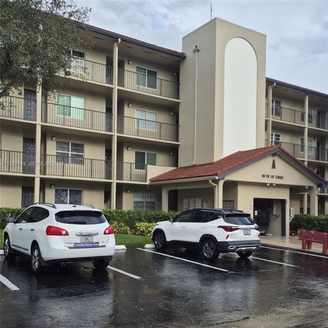 901 SW 128th Ter 208A, Pembroke Pines, FL 33027