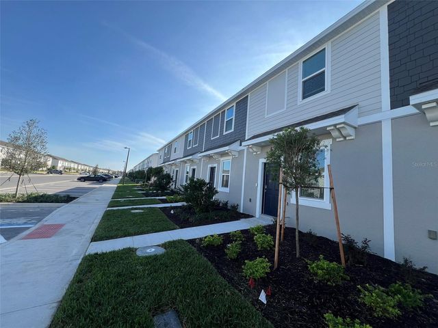 2961 SKYLINE LOOP, Kissimmee, FL 34758