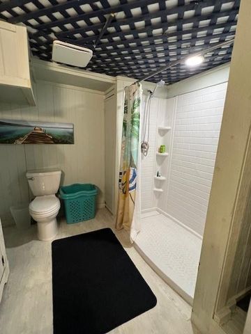 182 County Road 257, Matagorda, TX 77457