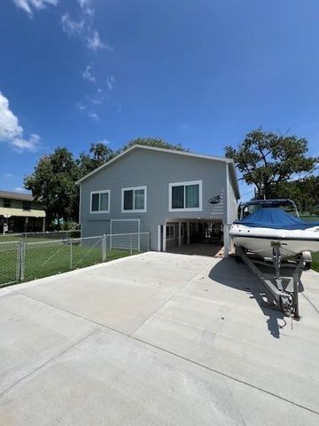 182 County Road 257, Matagorda, TX 77457