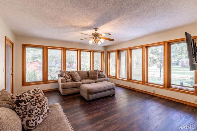 200 Margaret Drive, East Prairie, MO 63845