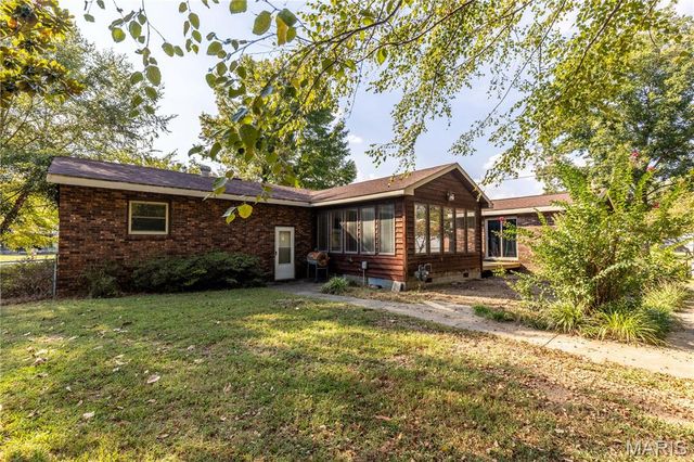 200 Margaret Drive, East Prairie, MO 63845