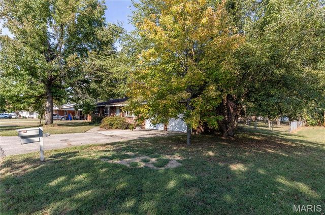 200 Margaret Drive, East Prairie, MO 63845