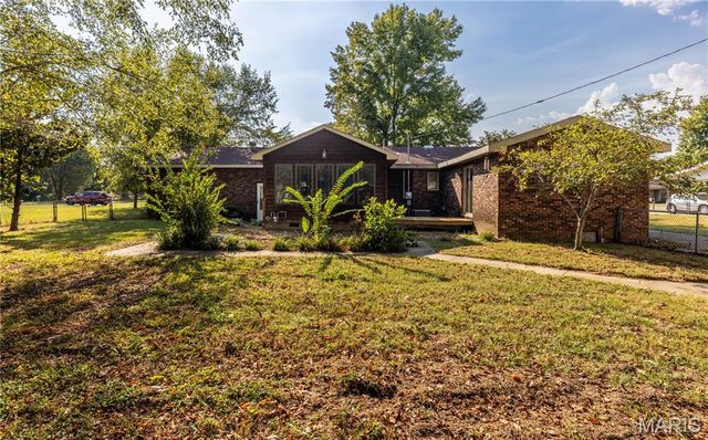 200 Margaret Drive, East Prairie, MO 63845