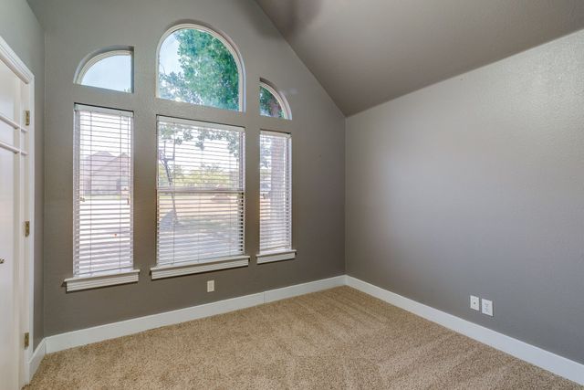 3320 Preston Club Drive, Sherman, TX 75092