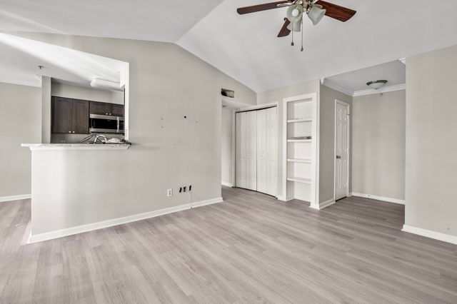 700 Daniel Ellis Drive Apt 2305, Charleston, SC 29412