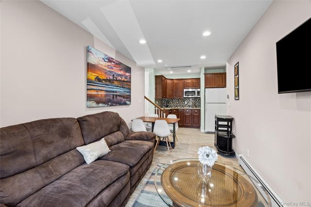 119 Alhambra Road, Massapequa, NY 11758