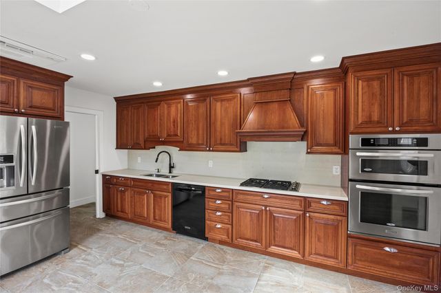 119 Alhambra Road, Massapequa, NY 11758