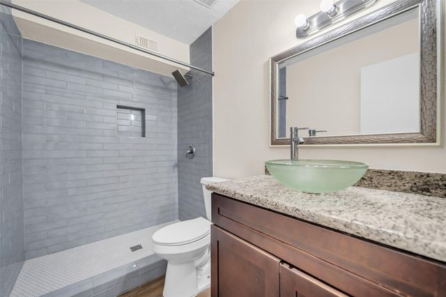 10555 Turtlewood Court 414, Houston, TX 77072