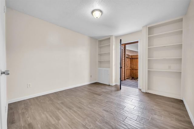 10555 Turtlewood Court 414, Houston, TX 77072