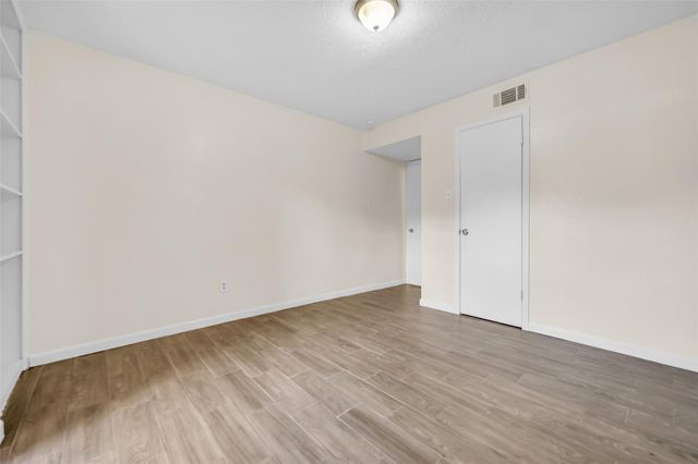 10555 Turtlewood Court 414, Houston, TX 77072