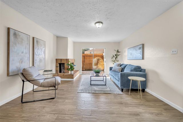 10555 Turtlewood Court 414, Houston, TX 77072