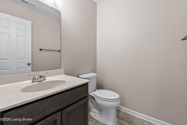 216 Round Rock Dr, Shepherdsville, KY 40165