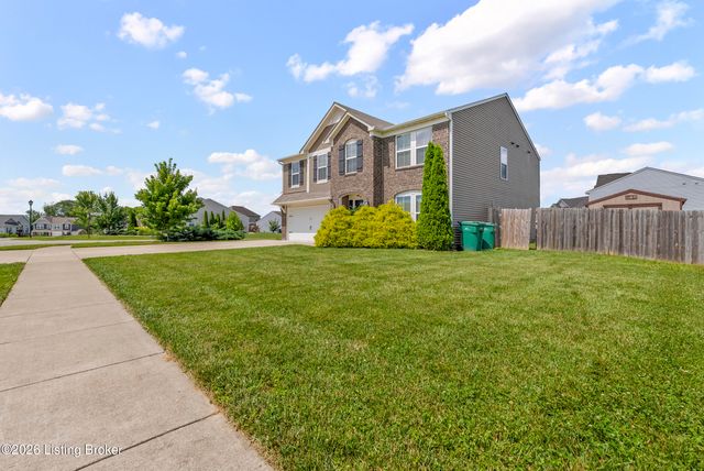 216 Round Rock Dr, Shepherdsville, KY 40165