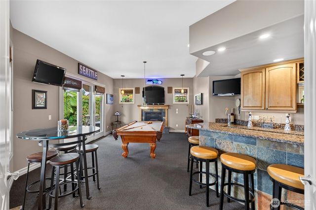 20208 Island Parkway East, Lake Tapps, WA 98391