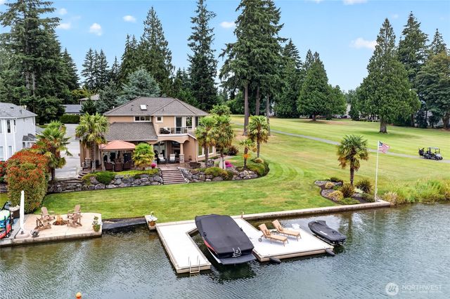 20208 Island Parkway East, Lake Tapps, WA 98391