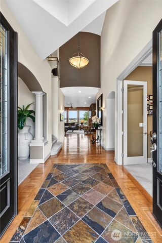 20208 Island Parkway East, Lake Tapps, WA 98391