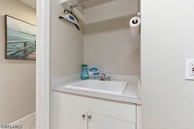 10040 Valiant CT 101, Miromar Lakes, FL 33913