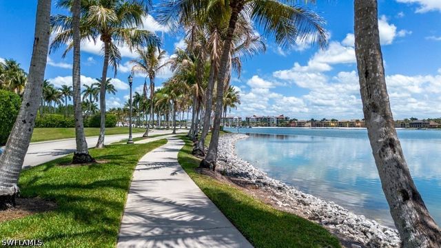 10040 Valiant CT 101, Miromar Lakes, FL 33913