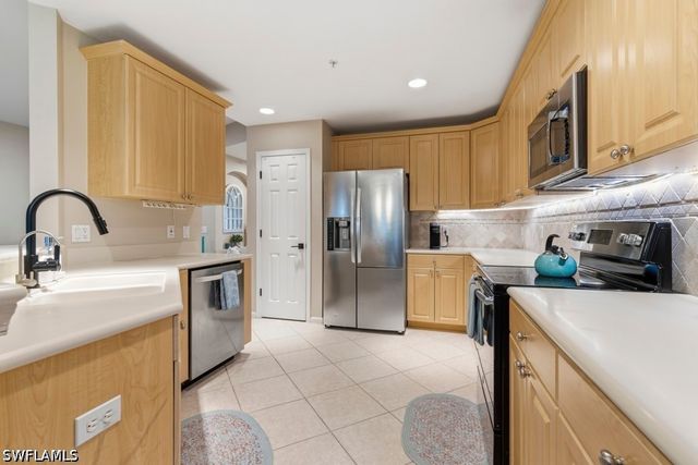 10040 Valiant CT 101, Miromar Lakes, FL 33913