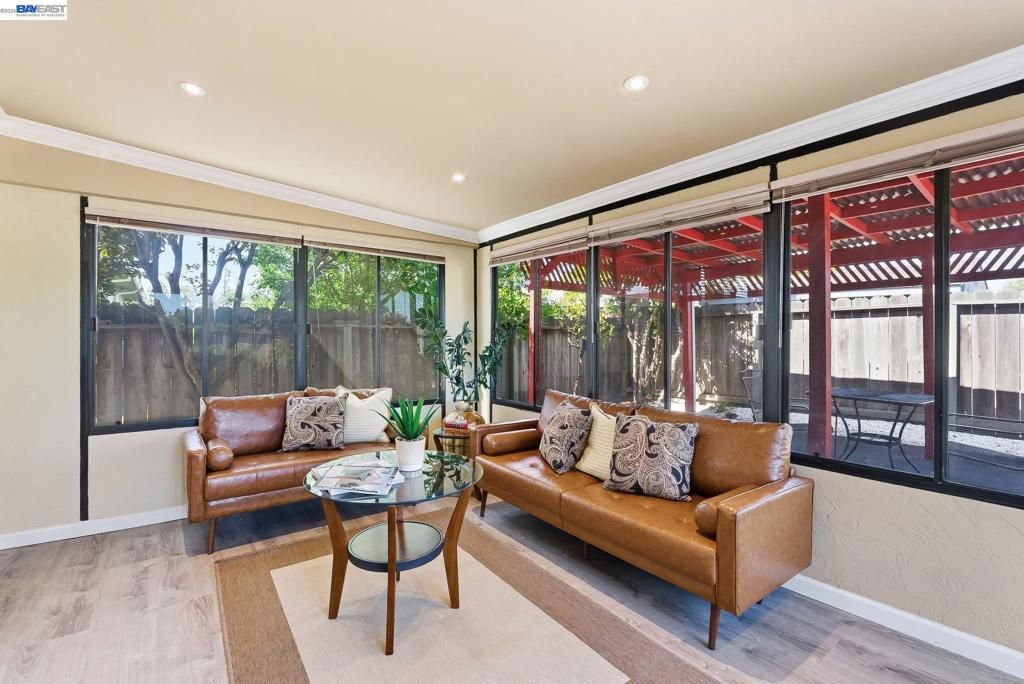 Image 18 of property listing at 18160 Hunter Ave, San Lorenzo, CA 94541
