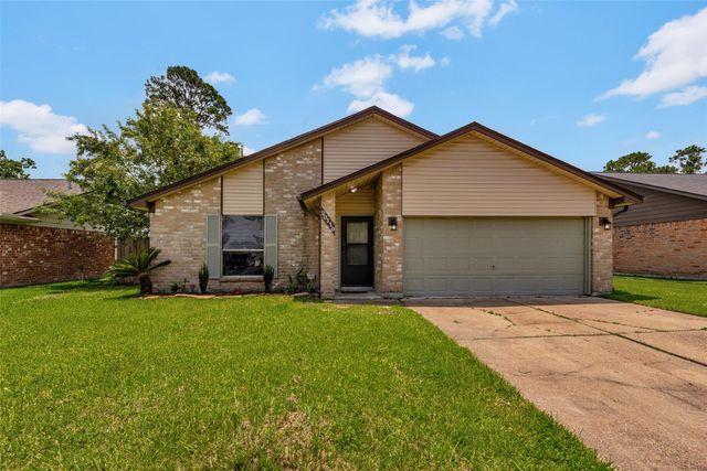20110 Misty Pines Drive, Humble, TX 77346