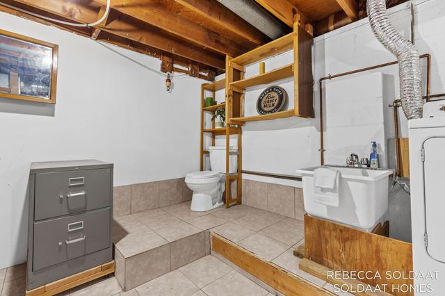 4137 Madison Avenue Se, City Of Wyoming, MI 49548