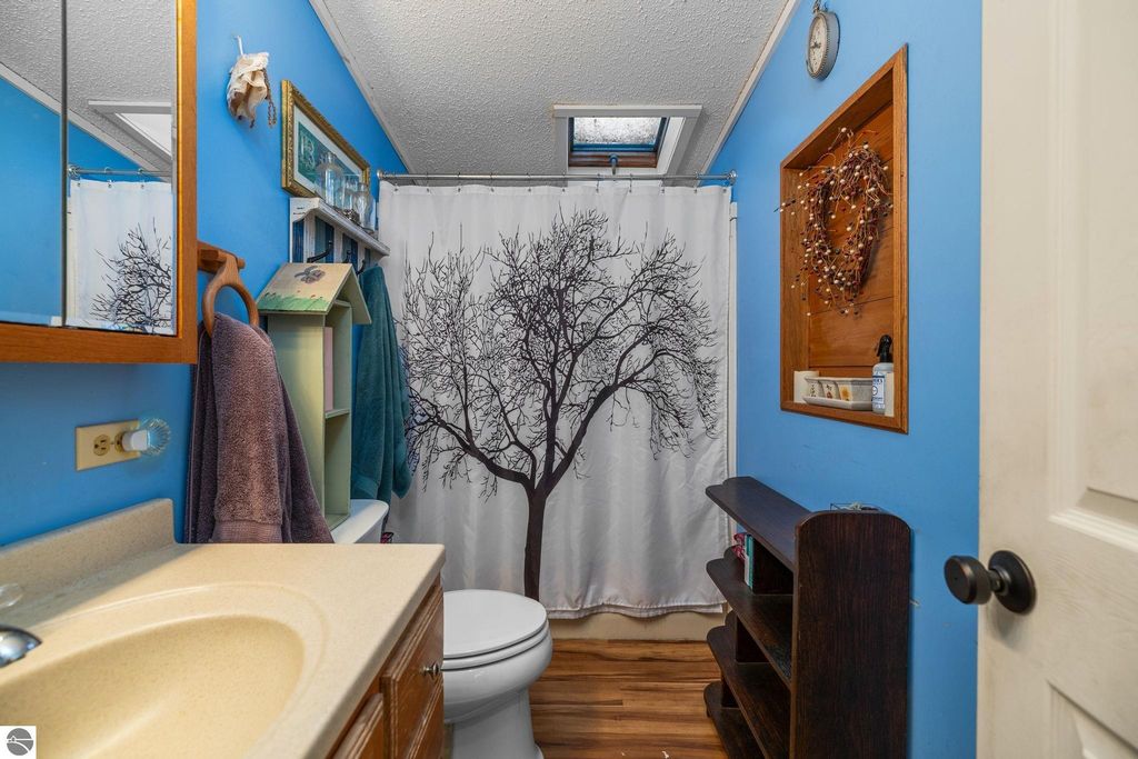 Image 23 of property listing at 4321 Hickory Drive, Traverse City, MI 49684