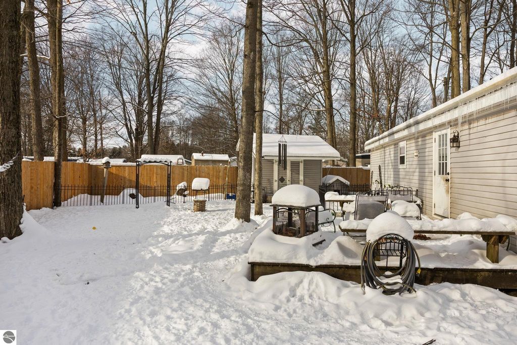 Image 25 of property listing at 4321 Hickory Drive, Traverse City, MI 49684
