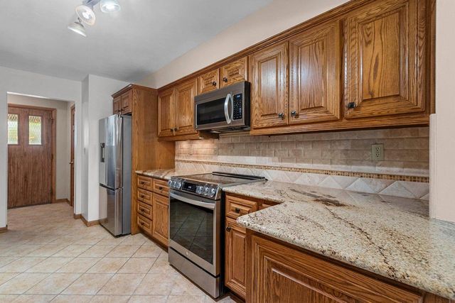 151 HARRYS, Appleton, WI 54914