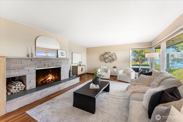 29860 Marine View Drive SW, Federal Way, WA 98023