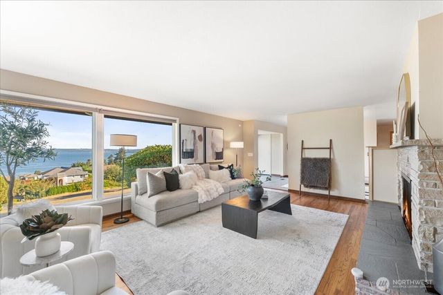 29860 Marine View Drive SW, Federal Way, WA 98023