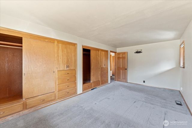 29860 Marine View Drive SW, Federal Way, WA 98023