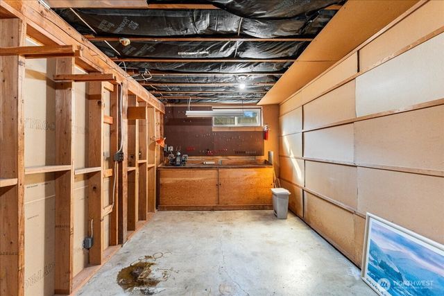 29860 Marine View Drive SW, Federal Way, WA 98023