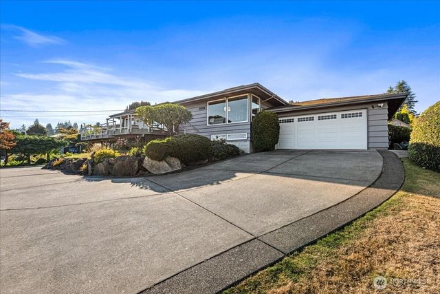 29860 Marine View Drive SW, Federal Way, WA 98023
