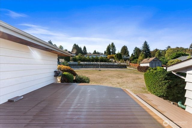 29860 Marine View Drive SW, Federal Way, WA 98023