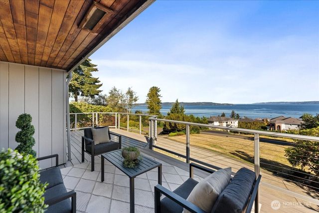 29860 Marine View Drive SW, Federal Way, WA 98023