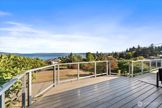 29860 Marine View Drive SW, Federal Way, WA 98023