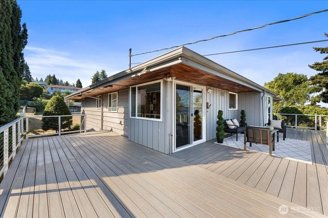 29860 Marine View Drive SW, Federal Way, WA 98023