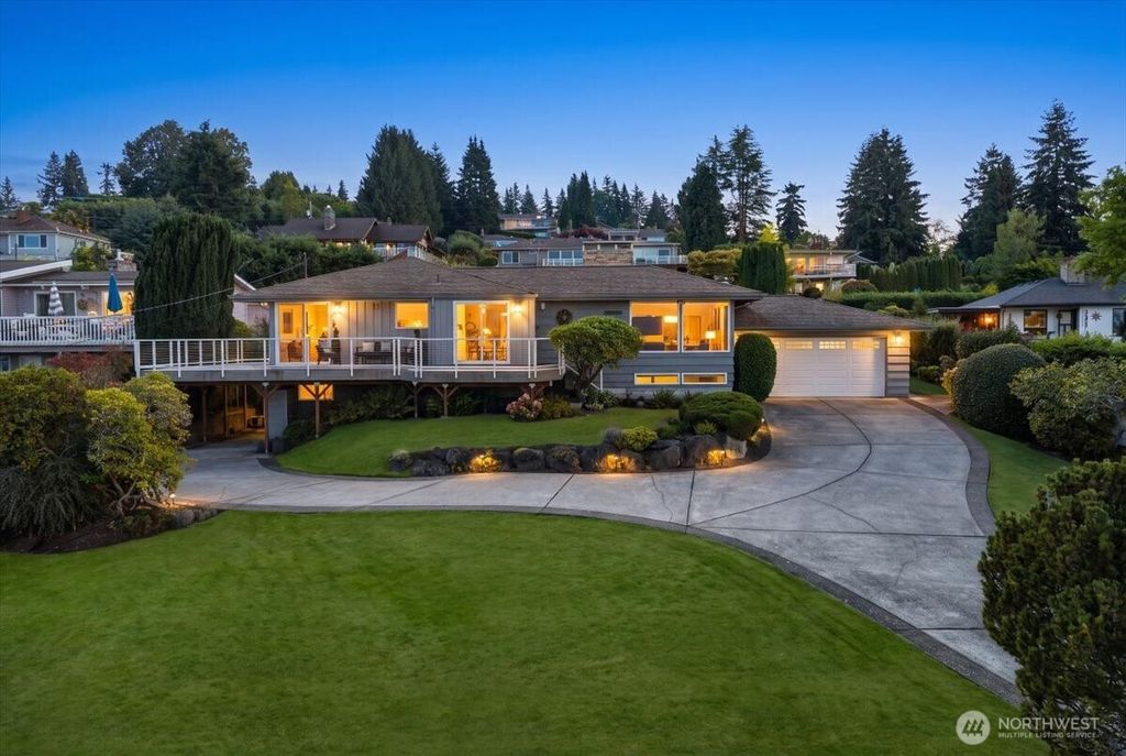 29860 Marine View Drive SW, Federal Way, WA 98023